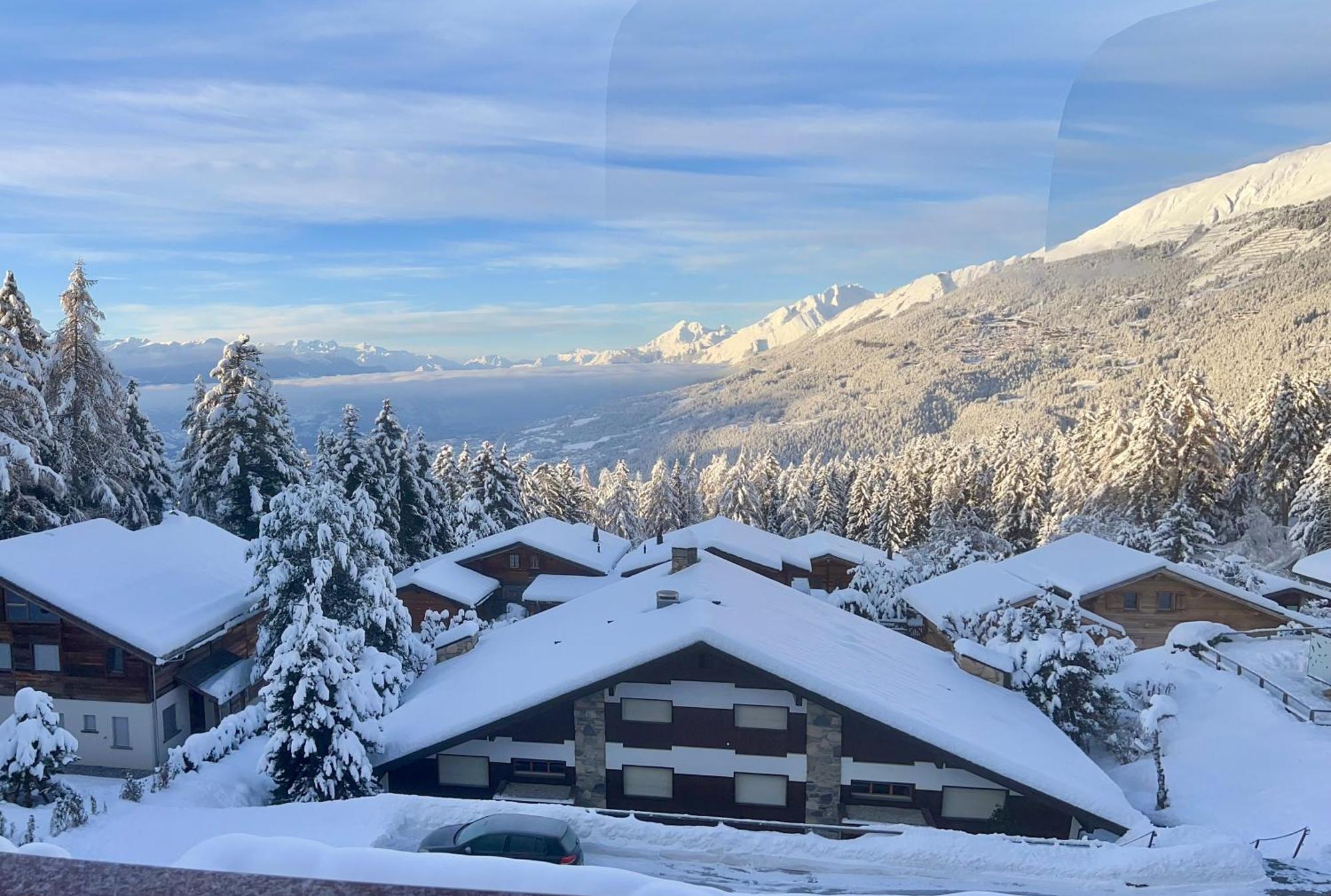 Residence Robin Des Bois, Crans-Montana, Luxueux Appartement Avec Vue Imprenable מראה חיצוני תמונה